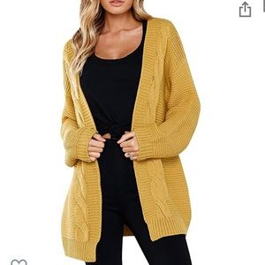 oversized chunky & cozy yellow cardigan 💛